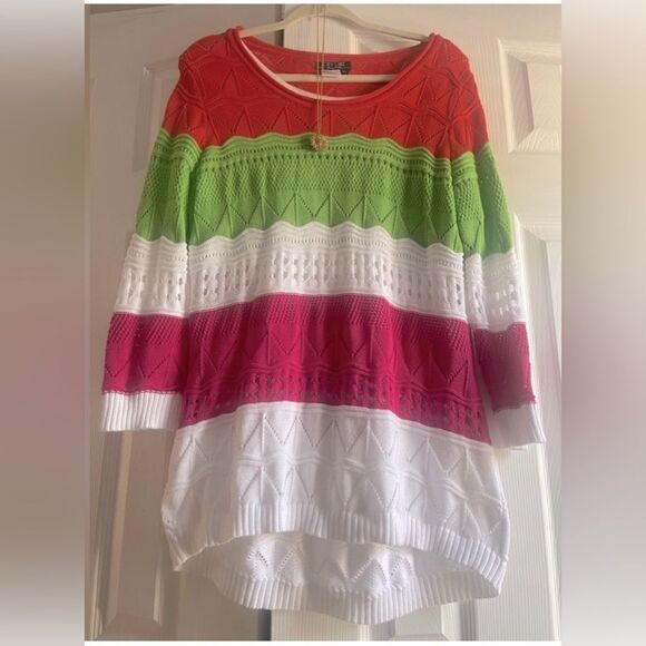 City Girl Nancy Bolen multicolored & layered sweater! - Picture 4 of 14